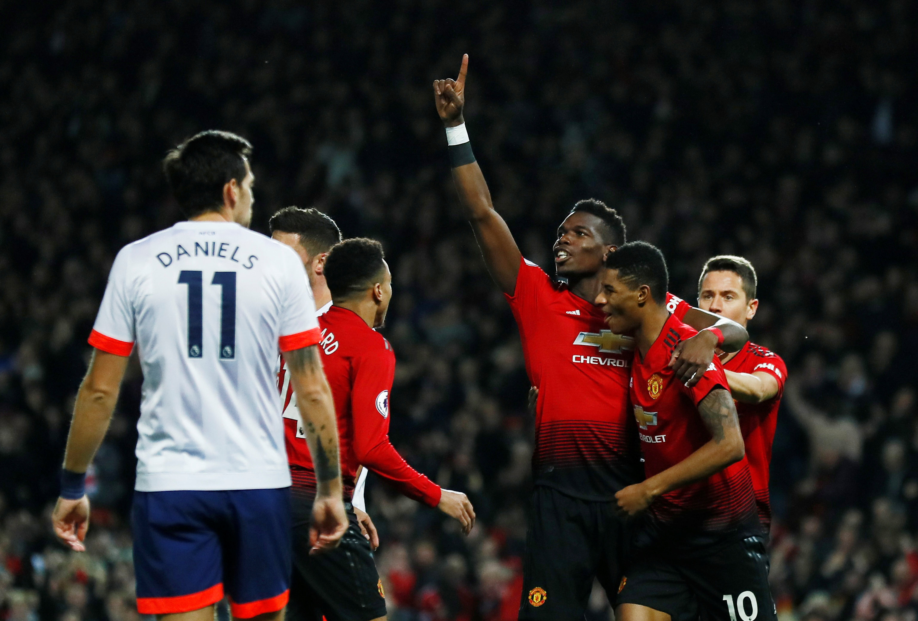 不低于这一 不低于这一